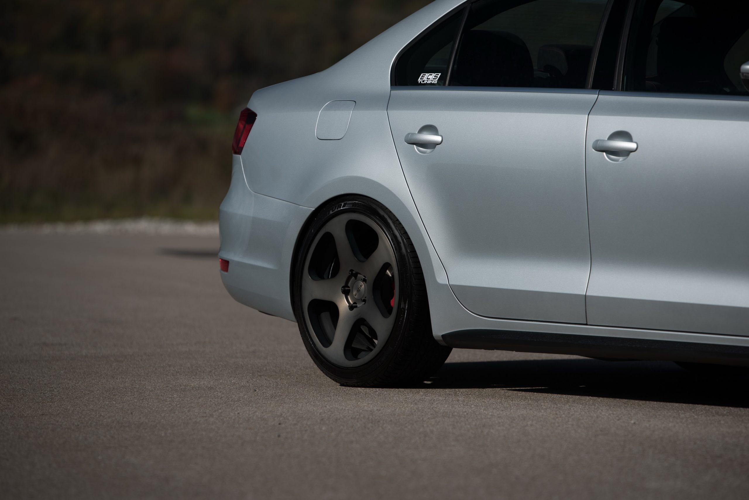 Energetic youths for future business