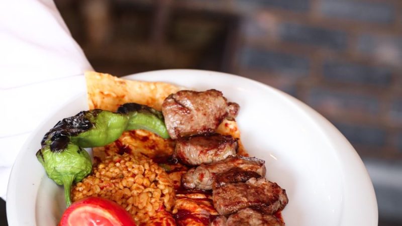 Karıştırmalı Pilav Tarifi: Adıyaman’ın Etli Bulgur Pilavı