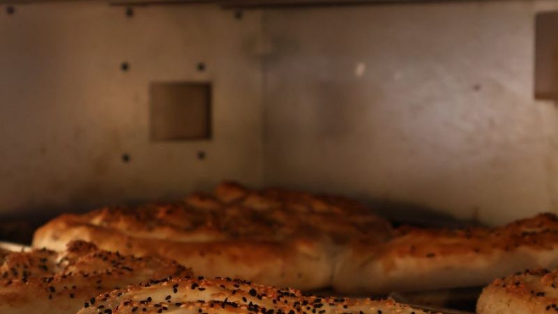 Hamursuz Nasıl Yapılır? Afyon Haşhaşlı Ekmek Tarifi