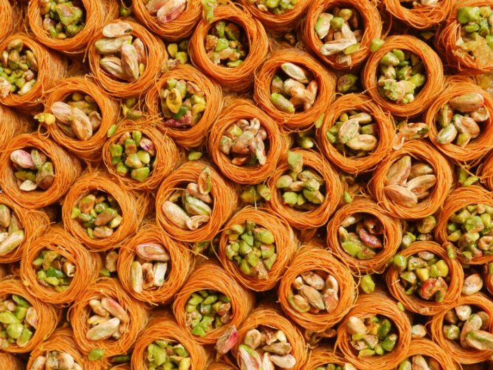 Kaymaklı Baklava Nasıl Yapılır? Afyon Usulü Tarif