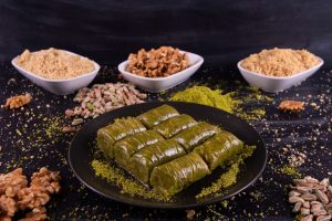 Aksaray Sarığı Burma tatlısı tabakta