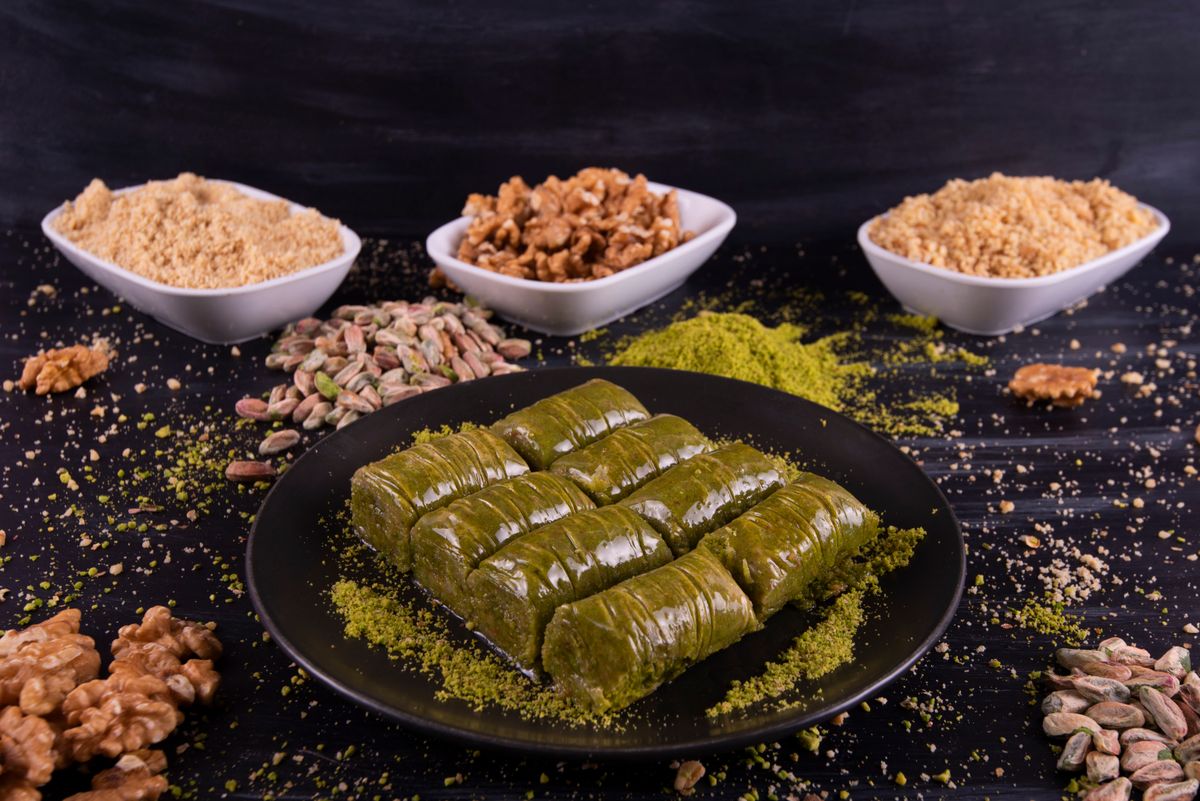 Aksaray Sarığı Burma tatlısı tabakta