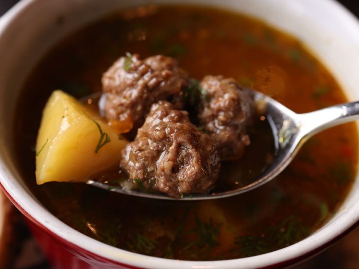 Glorik Tarifi: Minik Bulgur Köfteli Nohutlu Lezzet