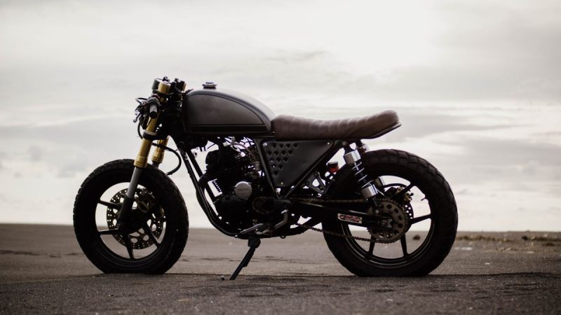 Tarz ve Nostaljiyi Sevenlere: Cafe Racer Motosikletler