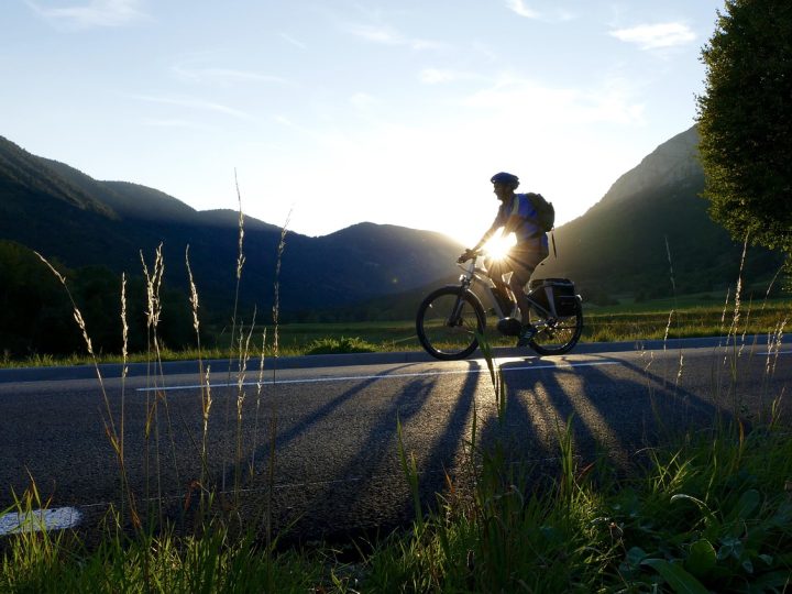 Elektrikli Bisiklet (E-Bike): Pedala Güç Katan Teknoloji
