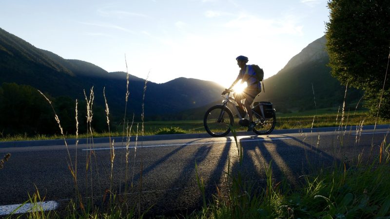Elektrikli Bisiklet (E-Bike): Pedala Güç Katan Teknoloji