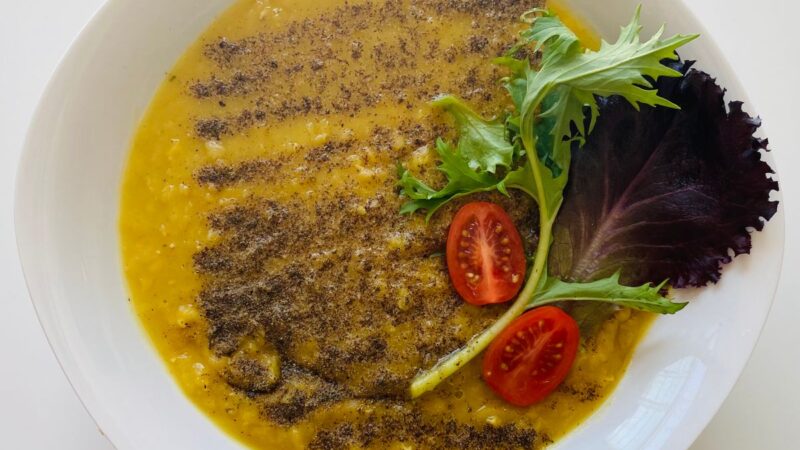 Ezogelin Çorbası Nasıl Yapılır: Naneli ve Baharatlı Tarif