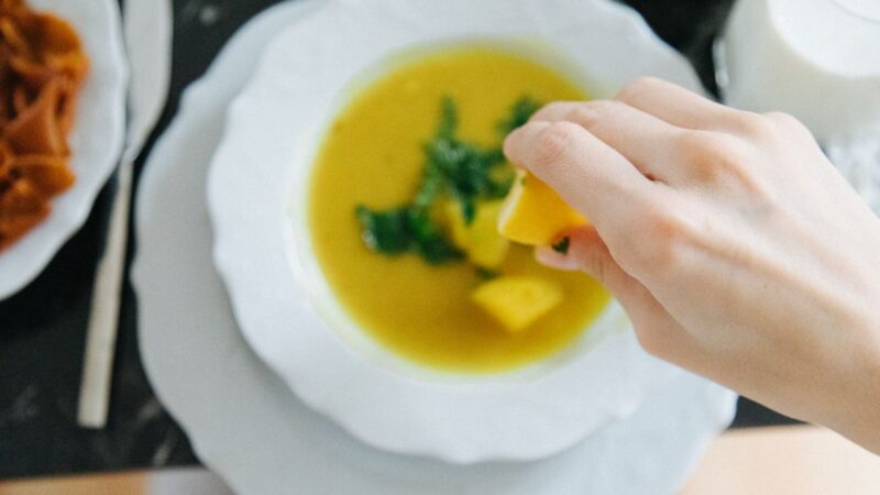 Mercimek Çorbası Nasıl Yapılır: Klasik ve Pürüzsüz Tarif