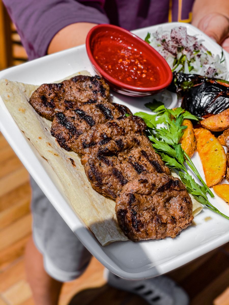 Adana sarımsaklı köfte tarifi