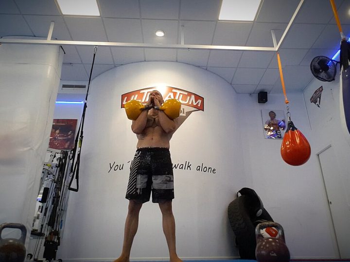 Squat: Alt Vücudun Temelini Kuran Hareket
