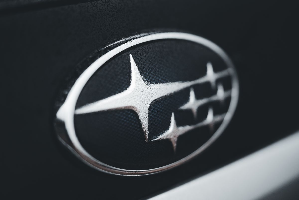 Subaru logosu yakin cekim