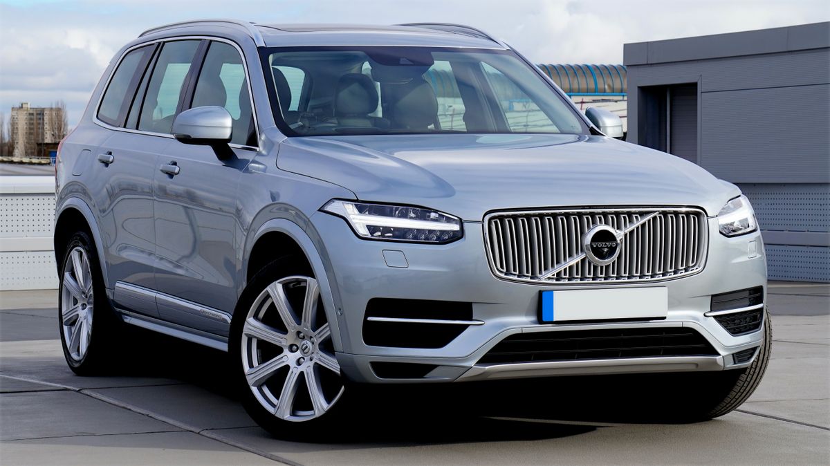 Gumus Volvo XC90 SUV