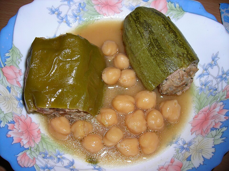 Etli sebze dolması