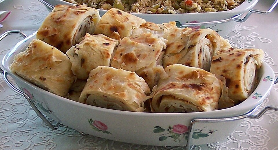 Kıymalı katmanlı hamur
