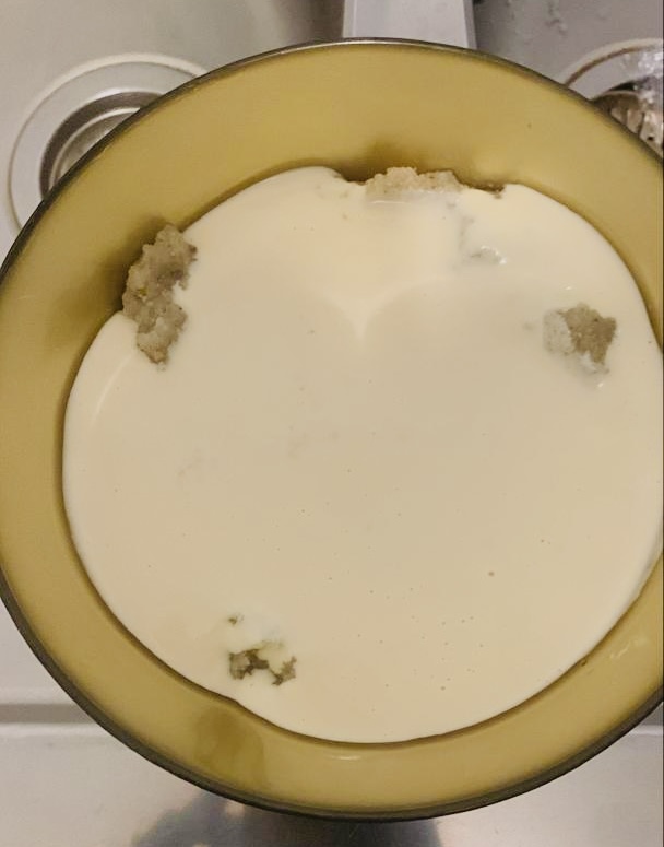 Tereyağlı yoğurt kasesi