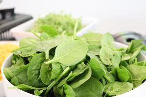 Pancar yapraklı yumurtalı pasa yemeği