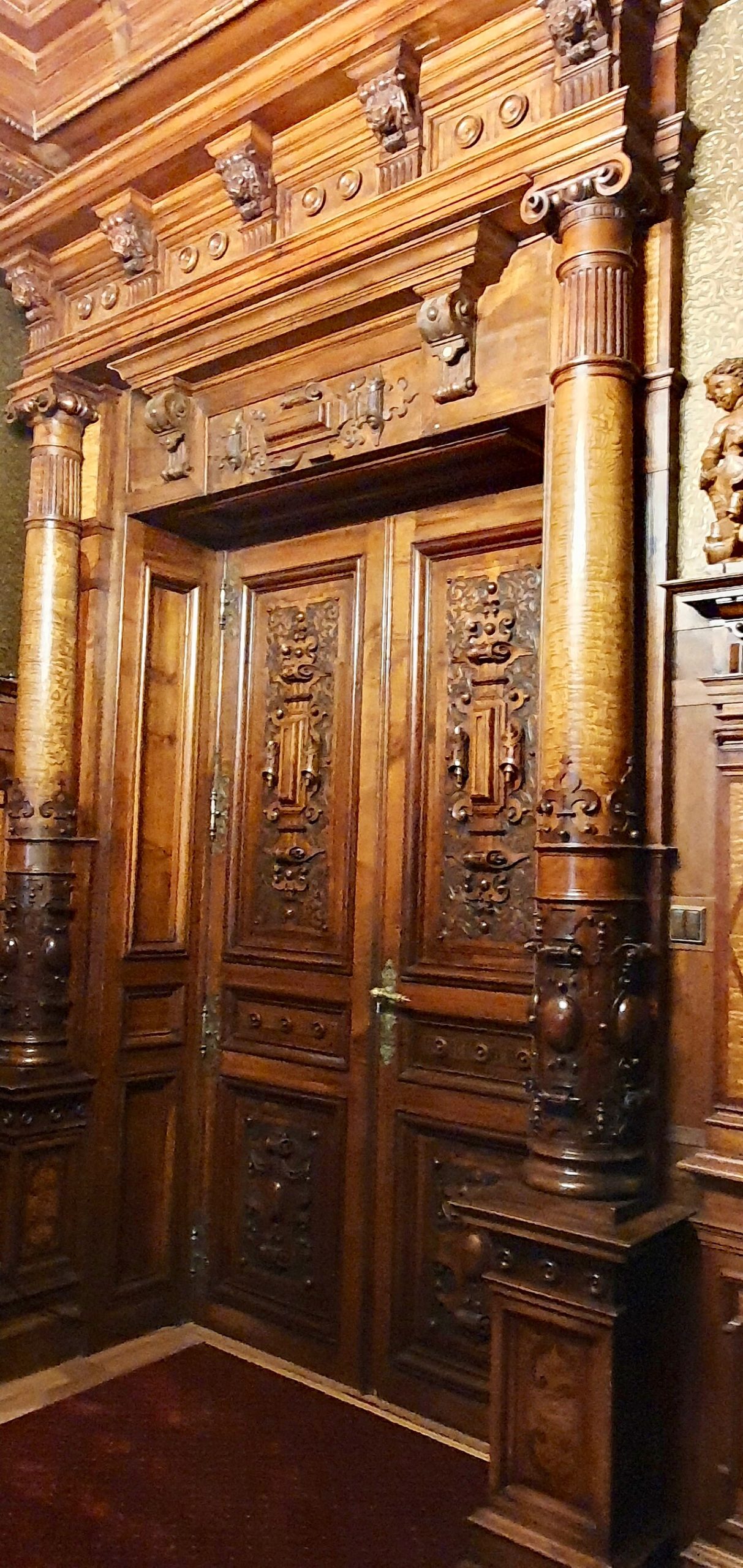 Ahşap iç kapı