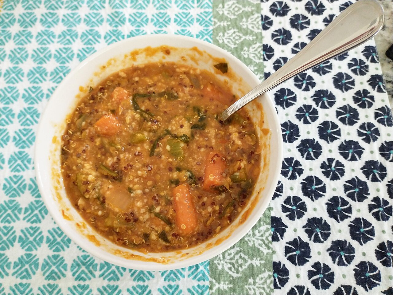 Erişteli mercimek çorbası