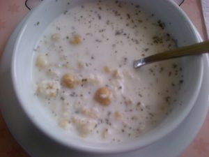 Bıldırcın yumurtalı göce çorbası