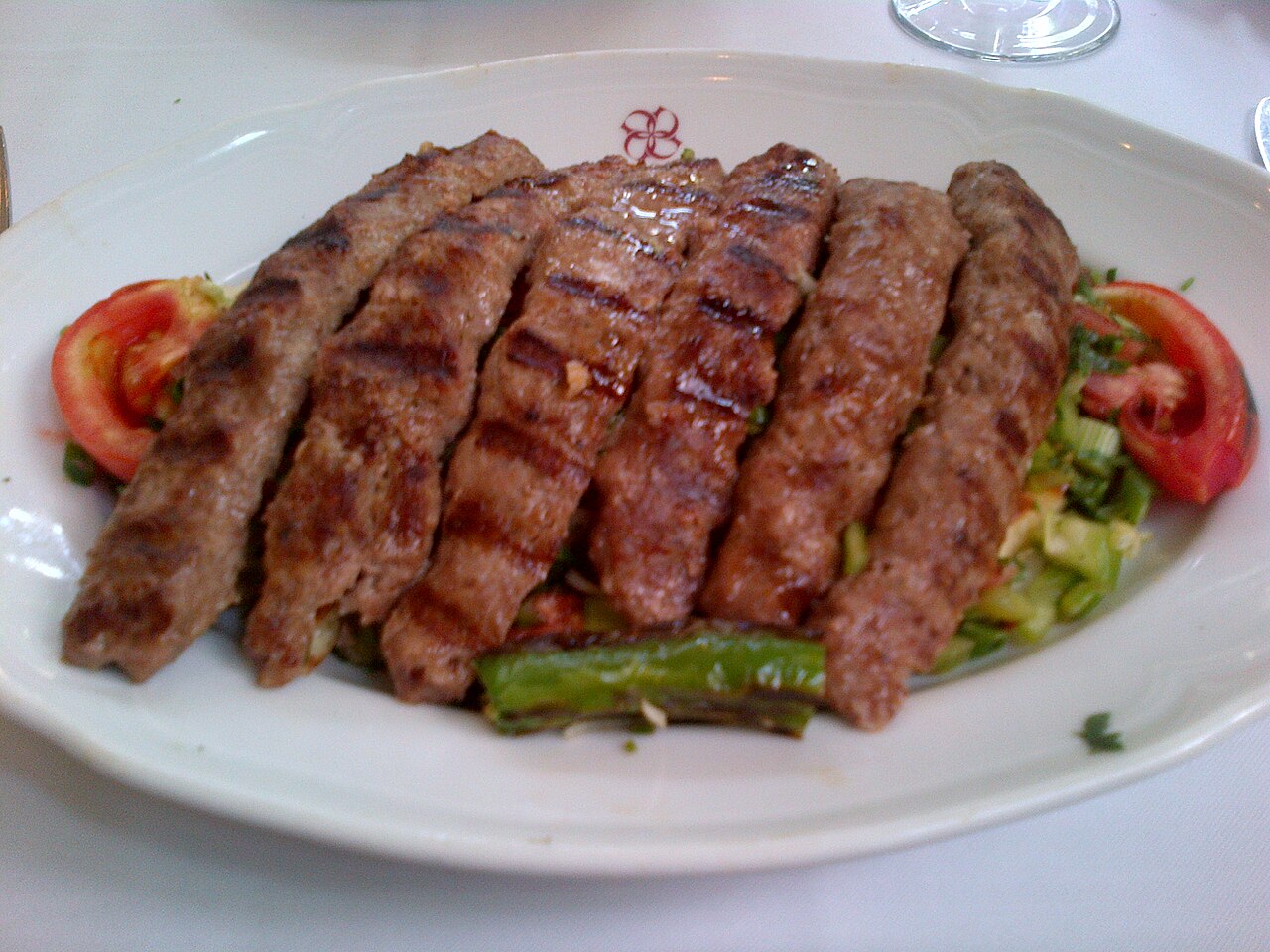 Soslu köfte
