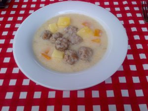 Ispanaklı ekşili köfte