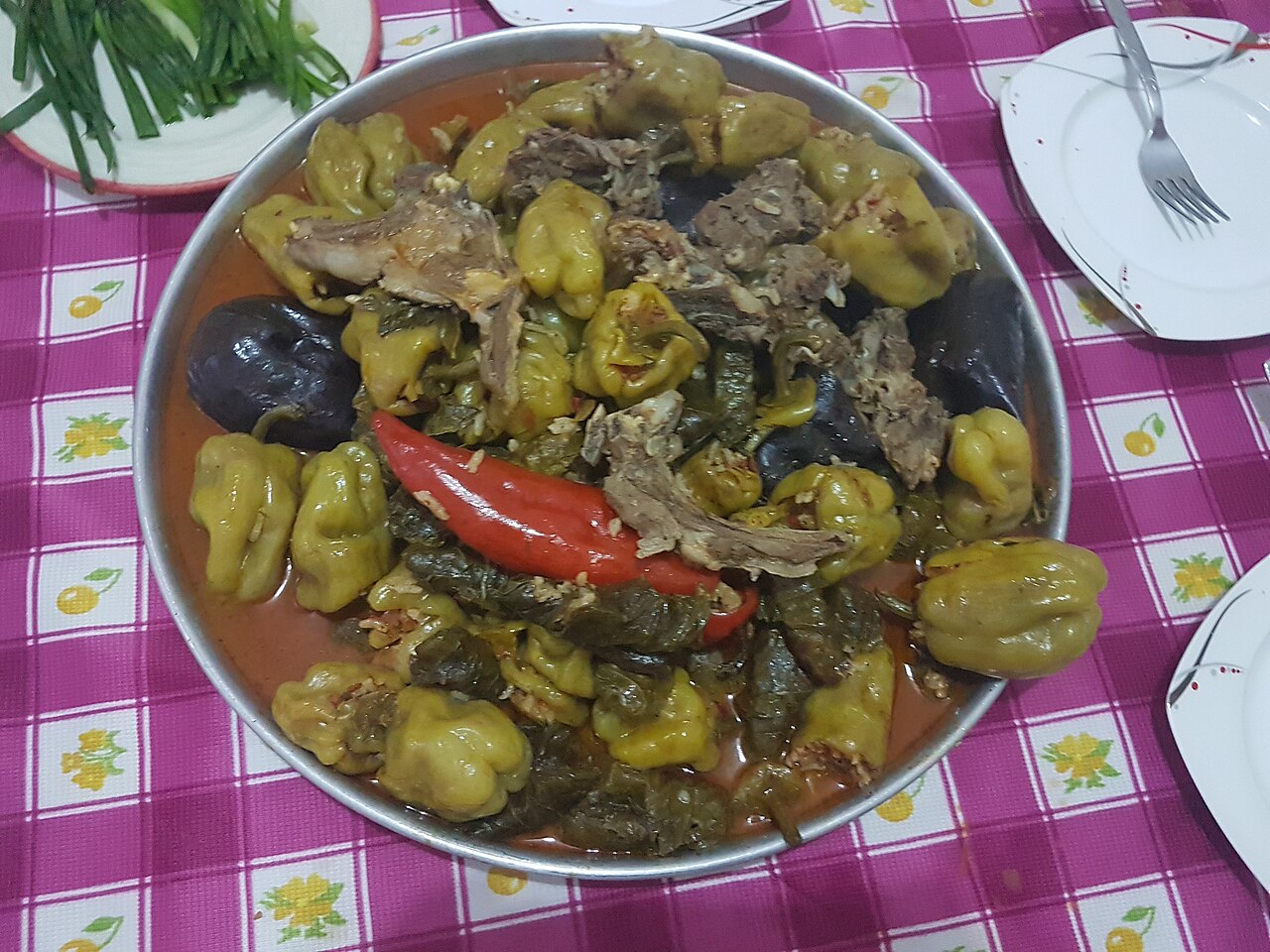 Etli biber dolması