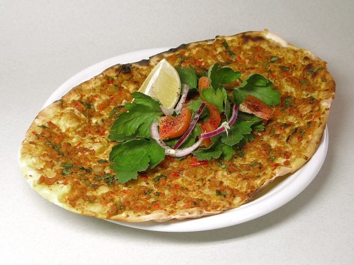 Mersin Fındık Lahmacun Yapılışı