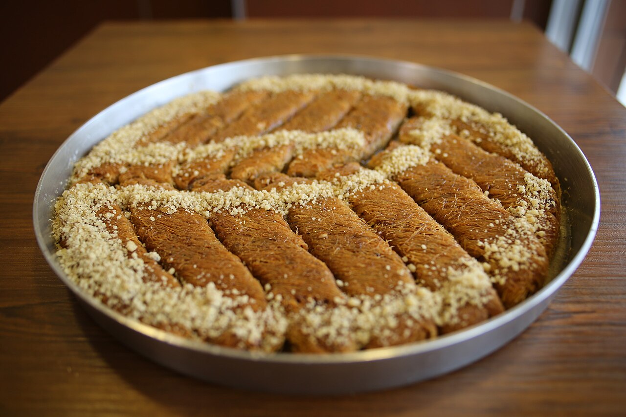 Şerbetli burma böreği