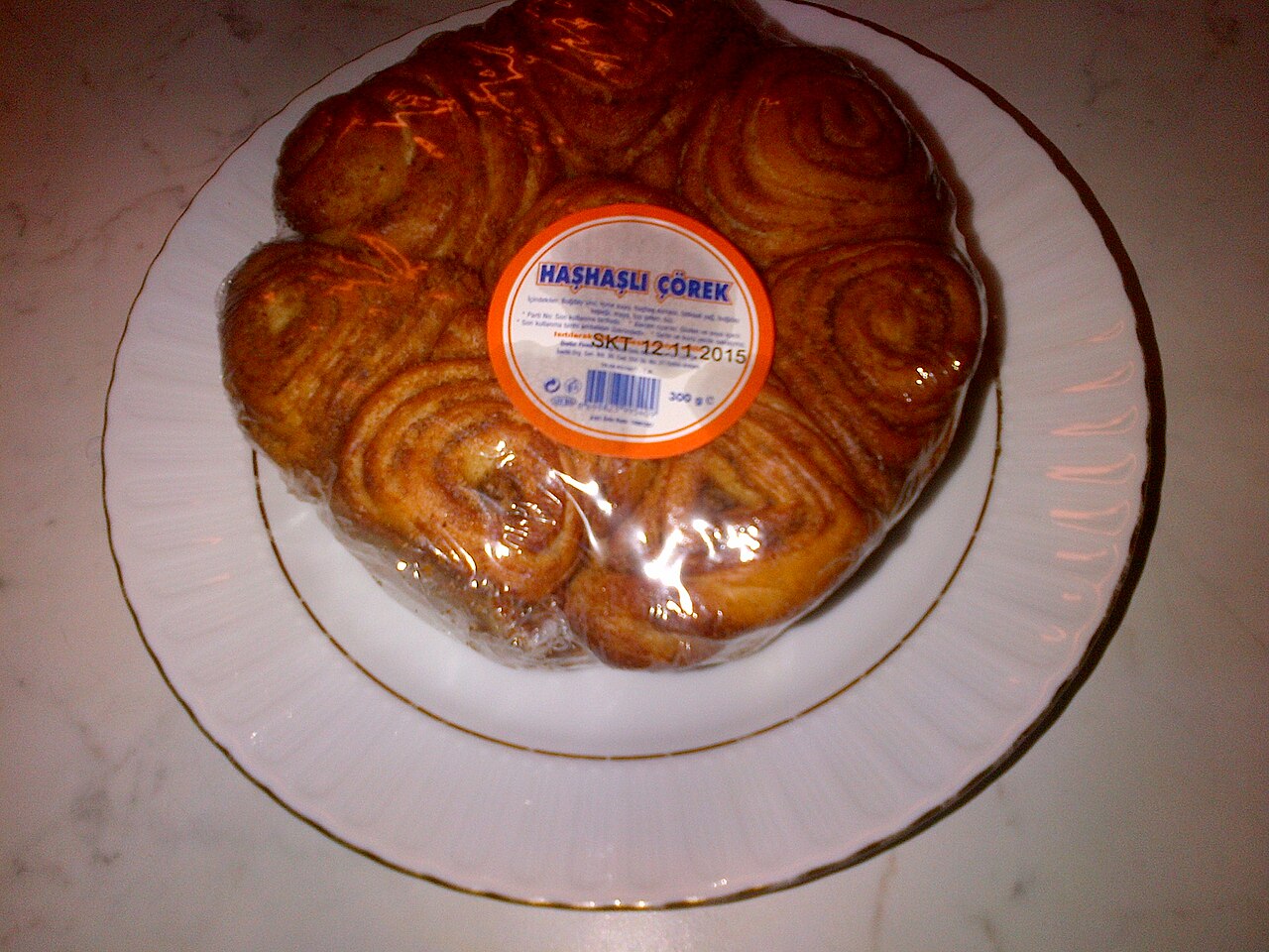 Haşhaşlı cevizli parmak çörek