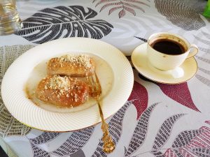 Şerbetli hurma tatlısı