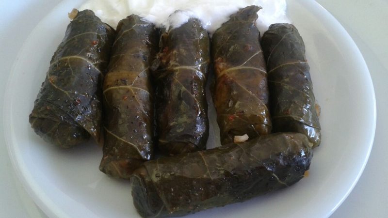 Zeytinyağlı Kara Lahana Sarması Tarifi