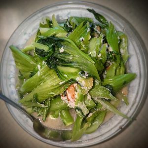 Yumurtalı ot kavurması