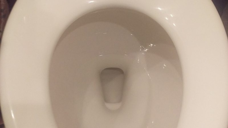 Klozet ve Rezervuar Arızaları: Sürekli Akma, Dolmama ve Kaçak