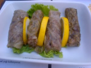 Kara lahana sarması