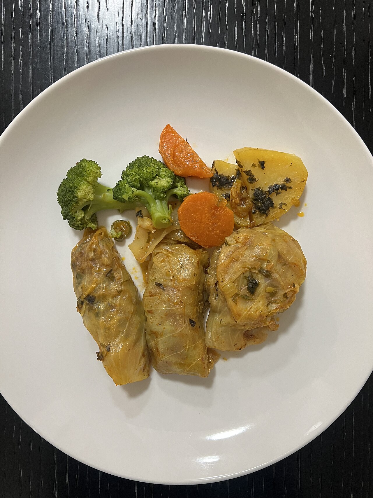 Kara lahana sarma