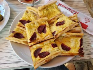 Fırından çıkmış Samsun pidesi