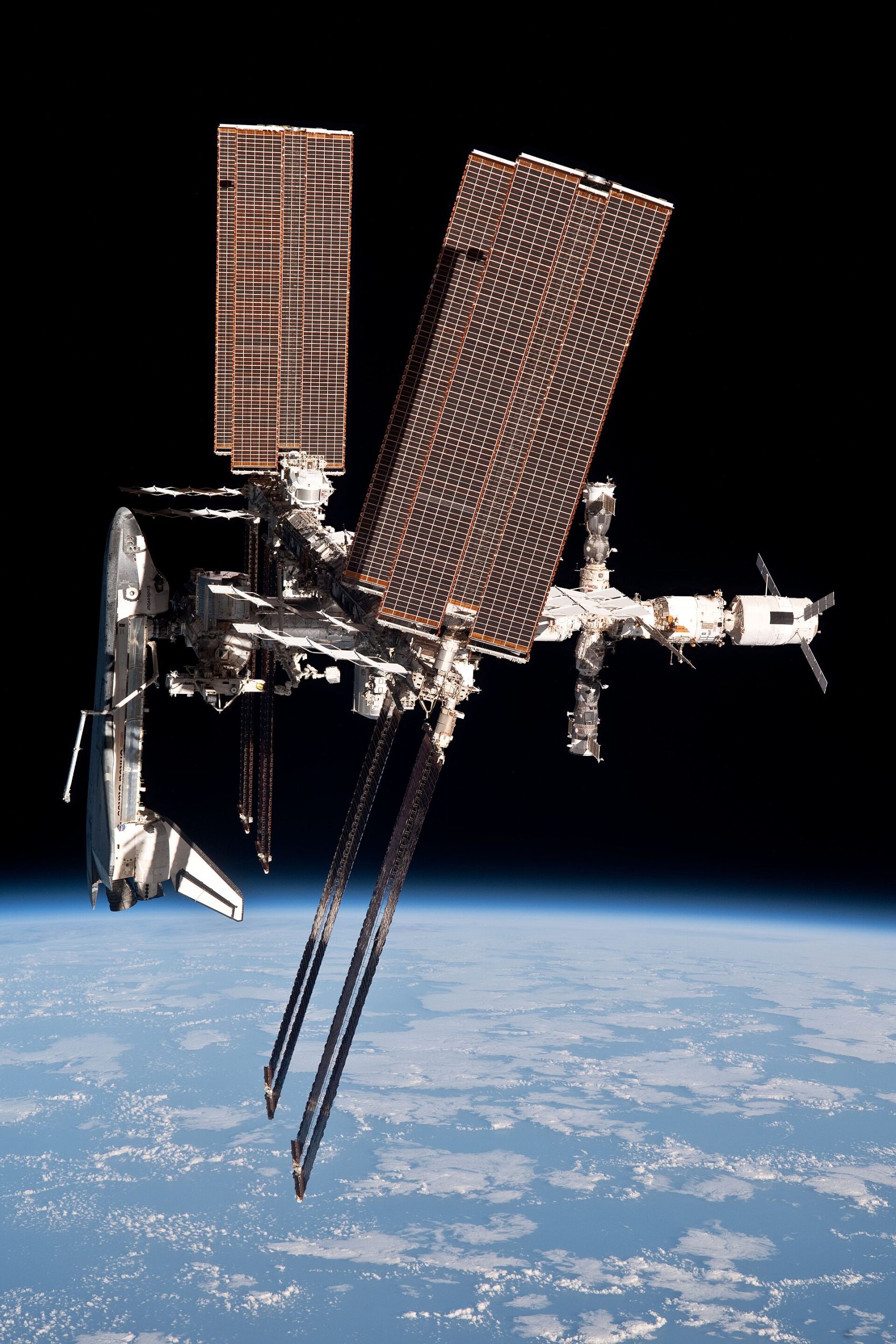 Soyuz kapsülü ISS'e kenetli