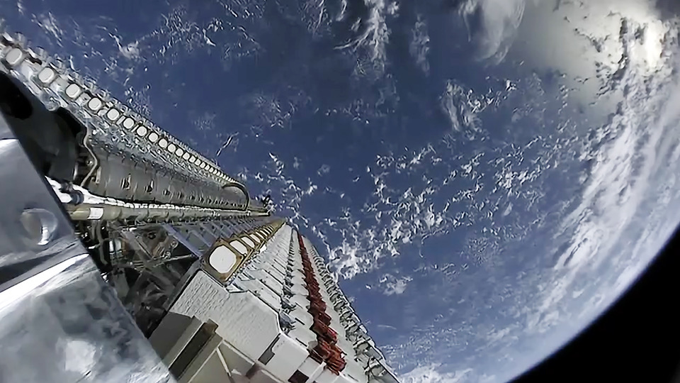 Starlink uydusunun temsili görüntüsü