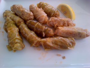 Zeytinyağlı kara lahana sarması