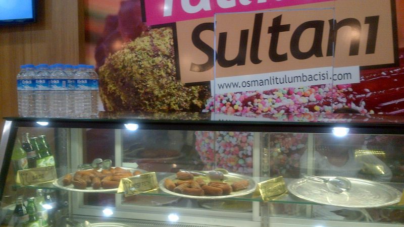 Bayram Tatlıları Nasıl Saklanır ve Sunulur?