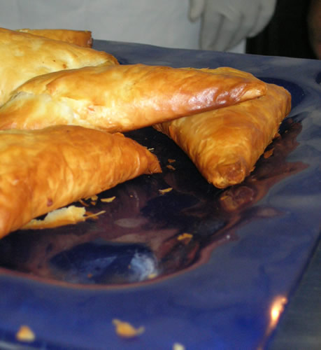 Börek Yufkası Nasıl Açılır? İnce Yufka Açmanın Sırrı