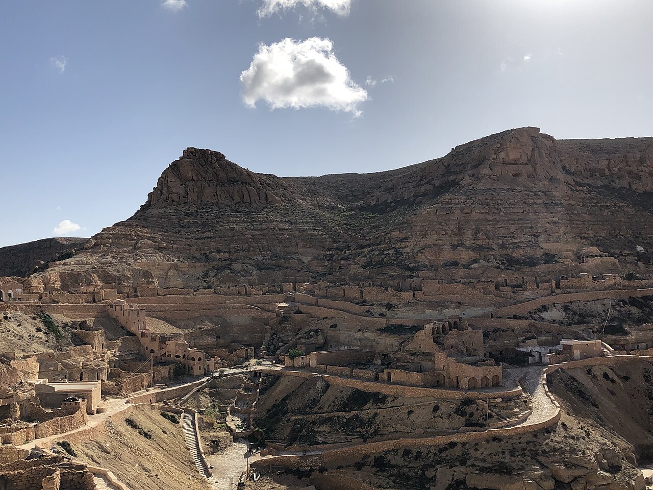 Ksar Chenini tonozlu tahil ambarlari