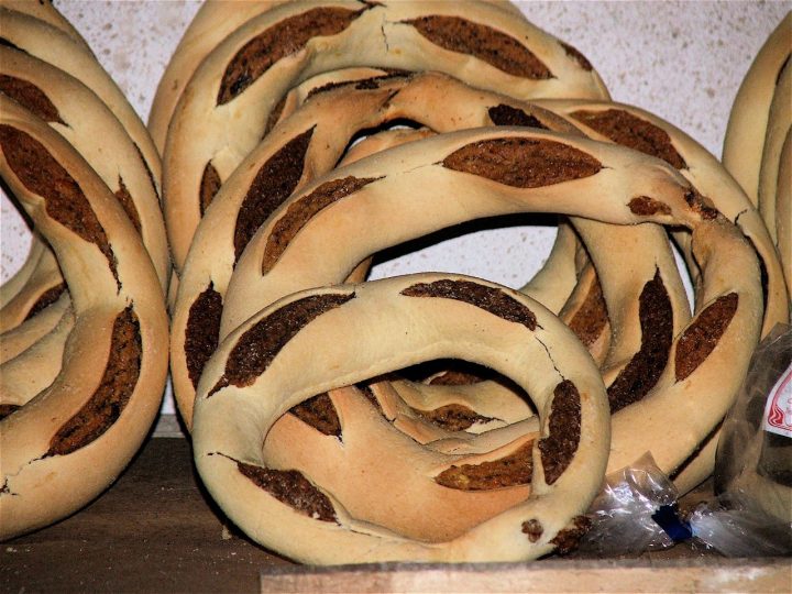 Portakallı İrmik Tatlısı Tarifi: Ferah Narenciyeli