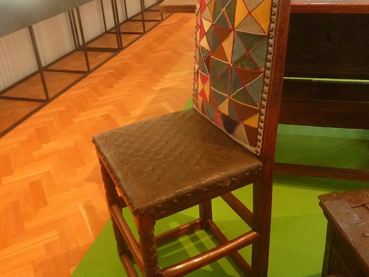 Eski Sandalye Minderinin Süngerini ve Kılıfını Yenileme