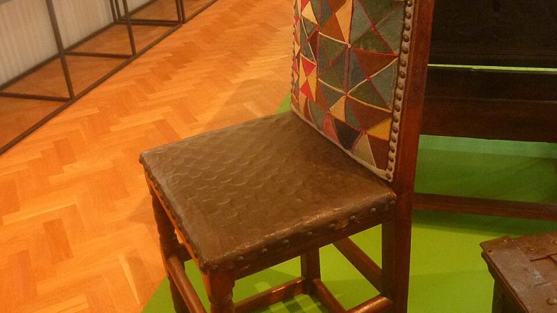 Eski Sandalye Minderinin Süngerini ve Kılıfını Yenileme