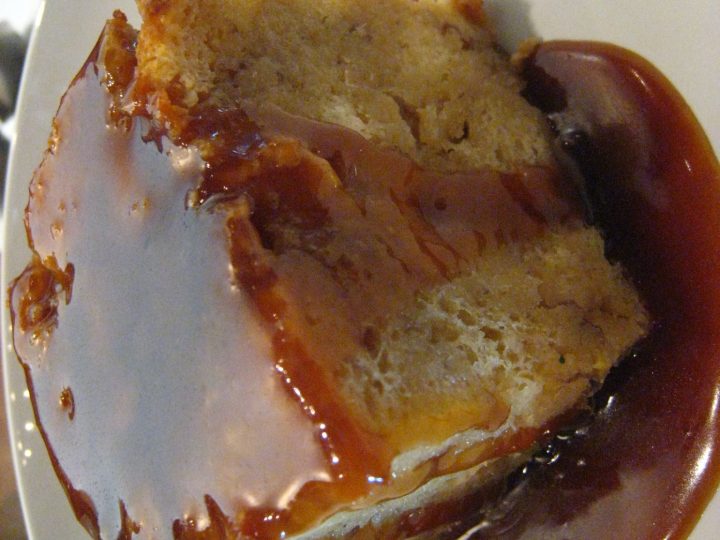 Magnolia Tarifi: Muzlu ve Bisküvili Kase Tatlısı