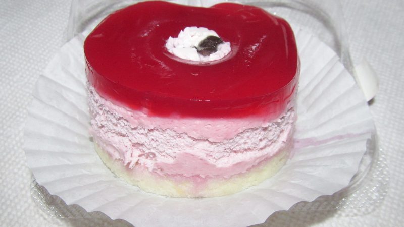 Frambuazlı Mousse Tarifi: Renkli ve Meyveli
