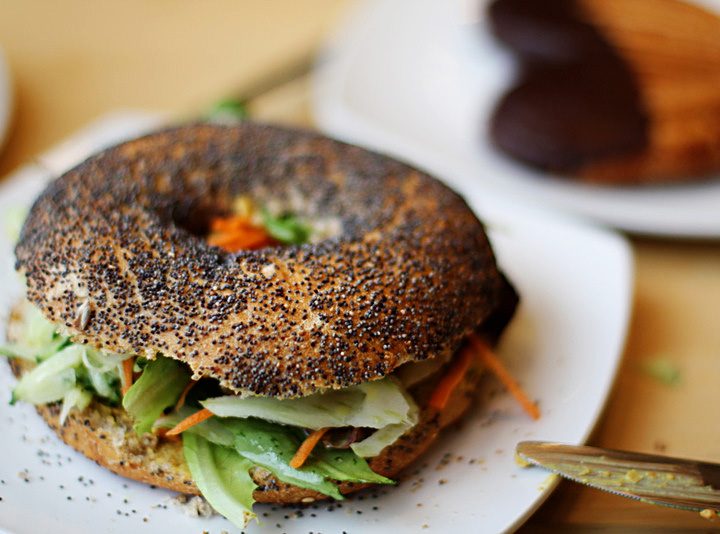Vegan Simit Tarifi: Yumurtasız ve Sütsüz Simit