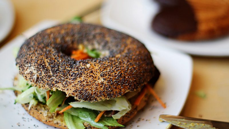 Vegan Simit Tarifi: Yumurtasız ve Sütsüz Simit